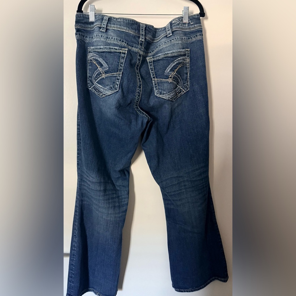 Striking Jeans Women's Flare Denim